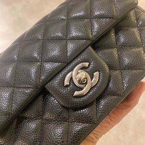 Chanel mini